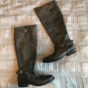 Steve Madden dark grey leather boots. Size 8.